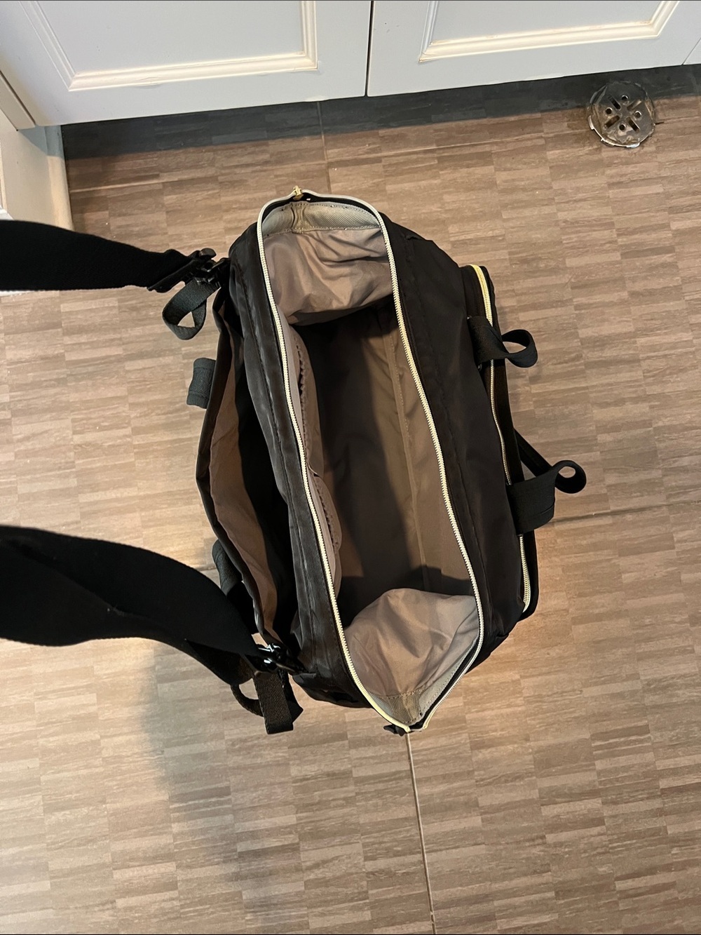 Skip Hop Black Baby Diaper Bag with Gold Zipper Accents - Picture 5 of 6